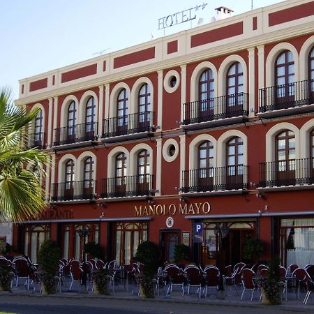 Hotel Manolo Mayo Los Palacios Y Villafranca Esterno foto